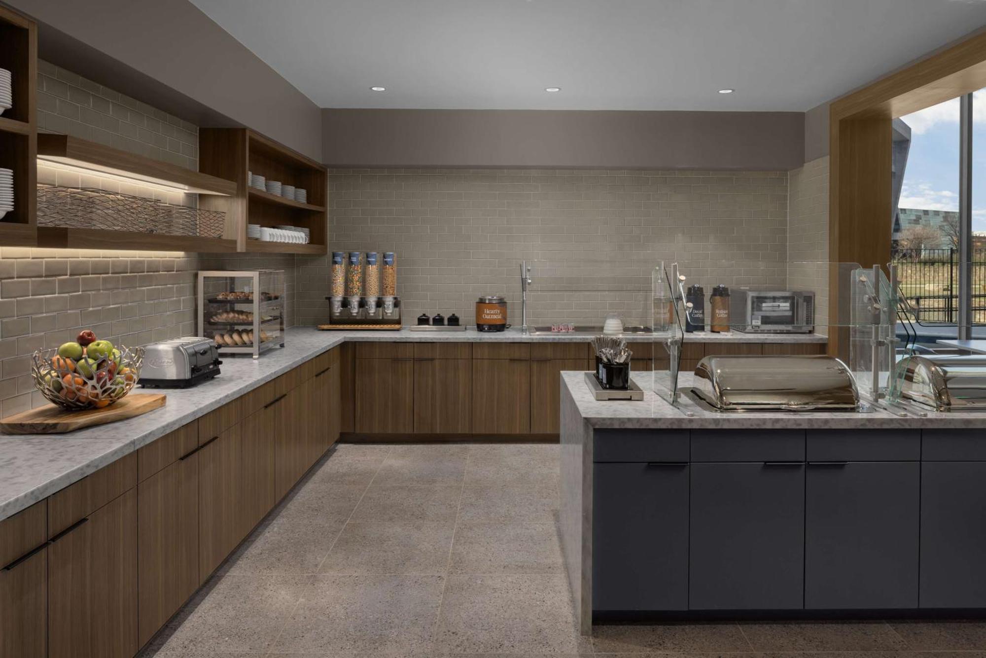 Homewood Suites By Hilton Grand Prairie At Epiccentral Esterno foto